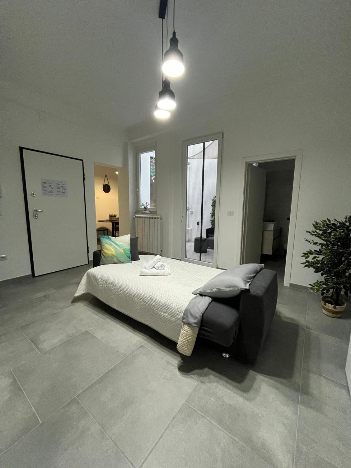 Goodbye Moon Apartment Brindisi Buitenkant foto